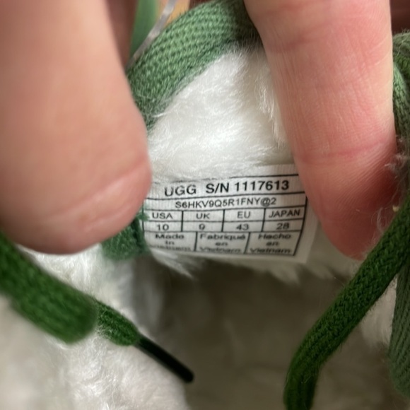 NWOT Men UGG SZ 10 Neumel Chukka Boots Tencel Natural Green Shearling Faux Fur - Picture 10 of 11